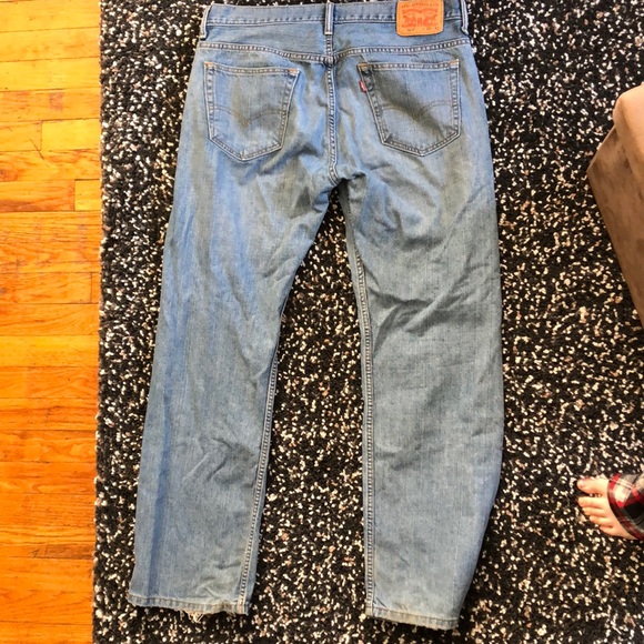 Men’s Levi’s Jeans - Picture 2 of 7